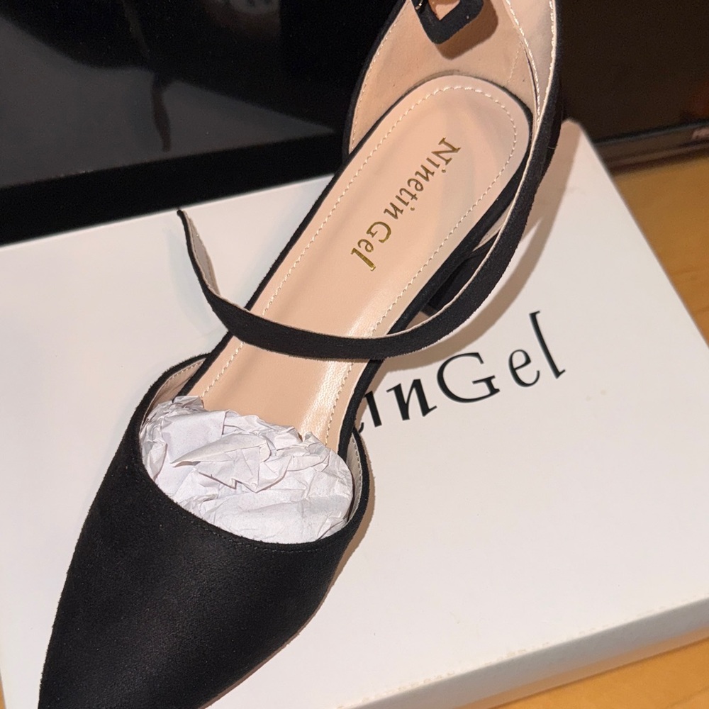 Ninetin Gel Closed toe heel